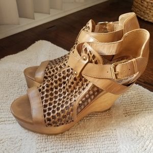 Juicy courure- shoes- women's- size 8